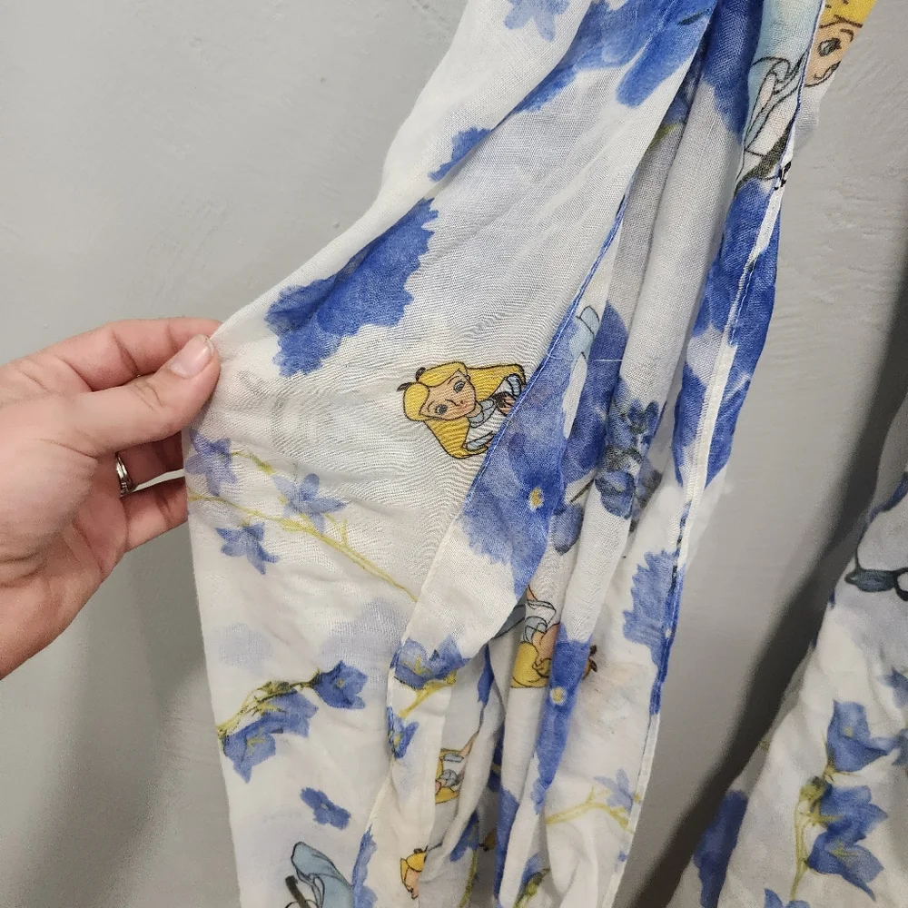 Disney Loungefly~ Alice in Wonderland white, blue, and yellow scarf.